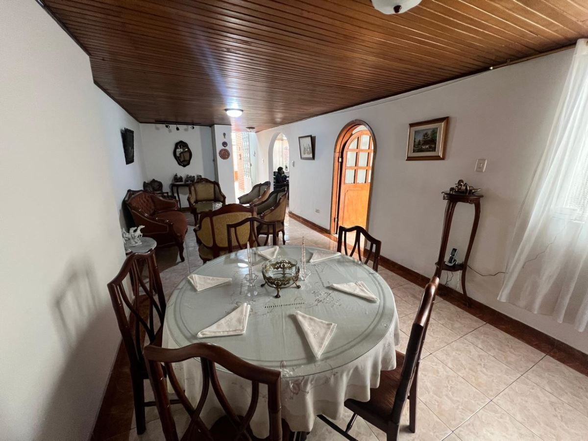 Casa en Arriendo - Bogota, LOS ANDES 4602