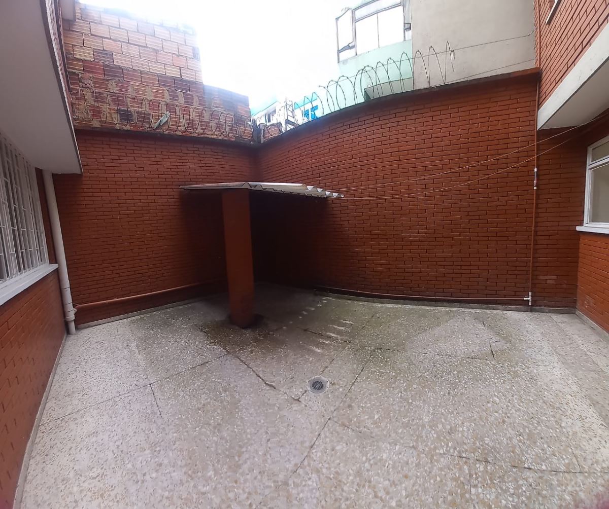 Casa en Venta - Bogota, VERAGUAS 4419