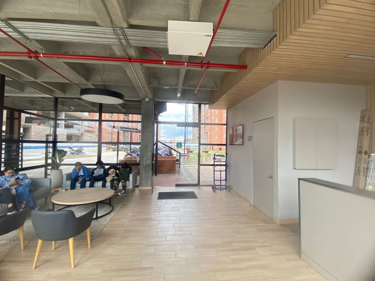 Apartamento en Arriendo - Bogota, LAS BRISAS 3767