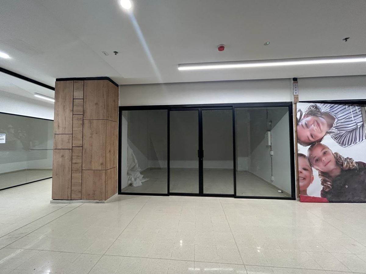 Local en Venta - La Calera, LA CALERA 3163