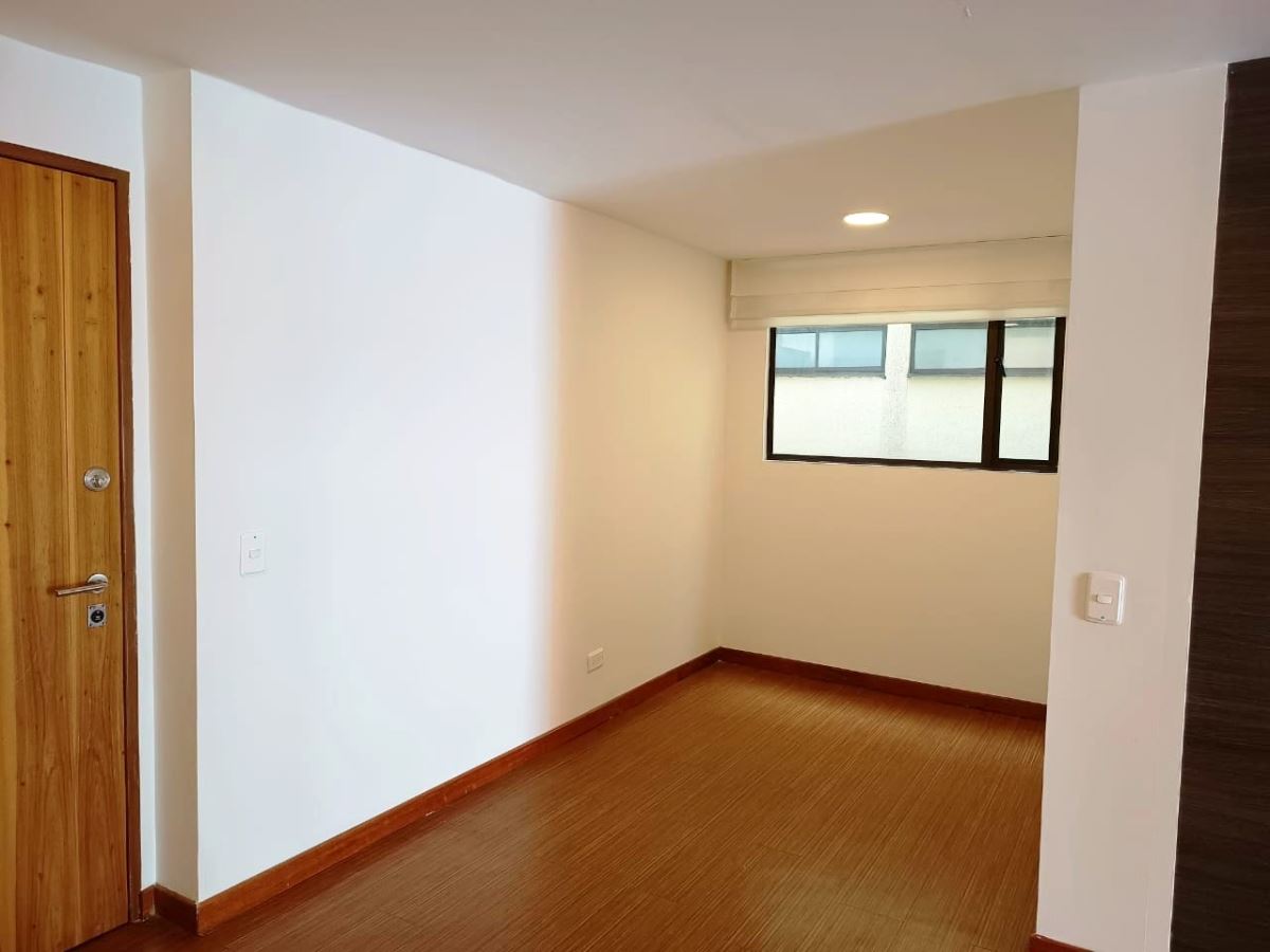 Apartamento en Arriendo - Bogota, SANTA BÁRBARA 6246