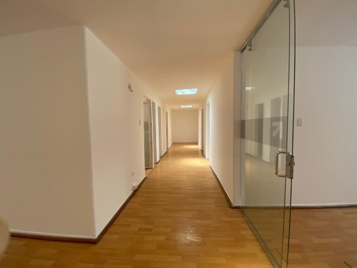 Casa en Arriendo - Bogota, LAGO GAITÁN 4445