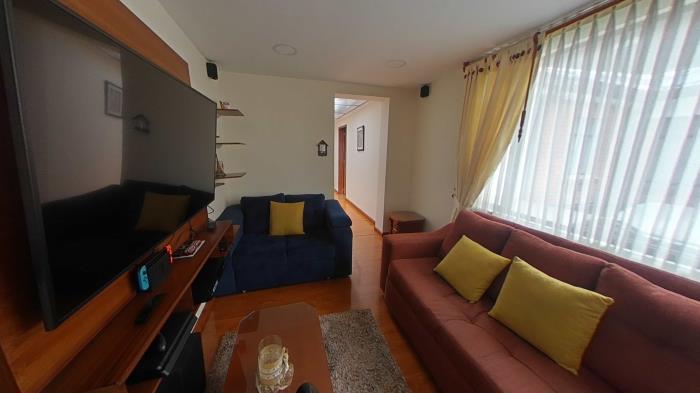 Casa en Venta - Bogota, POPULAR MODELO 2492