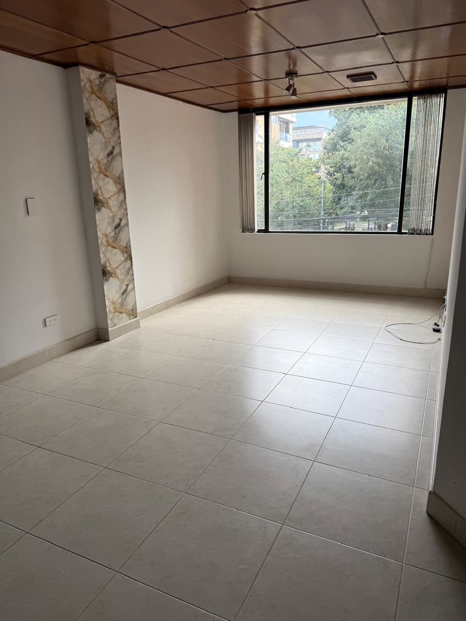 Apartamento en Arriendo - Bogota, SANTA BÁRBARA CENTRAL 5738