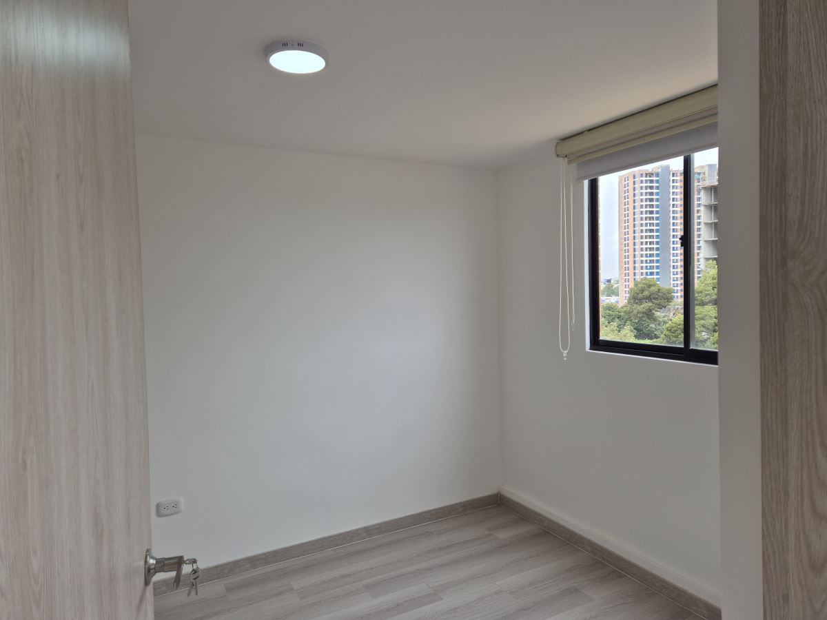 Apartamento en Arriendo - Bogota, EL SALITRE 4653