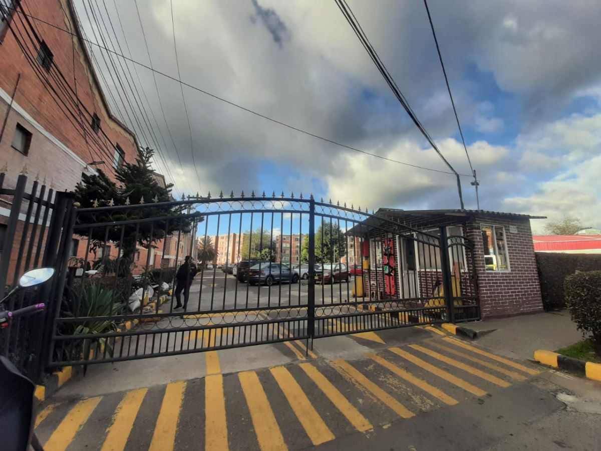 Apartamento en Arriendo - Bogota, MAZURÉN 4905