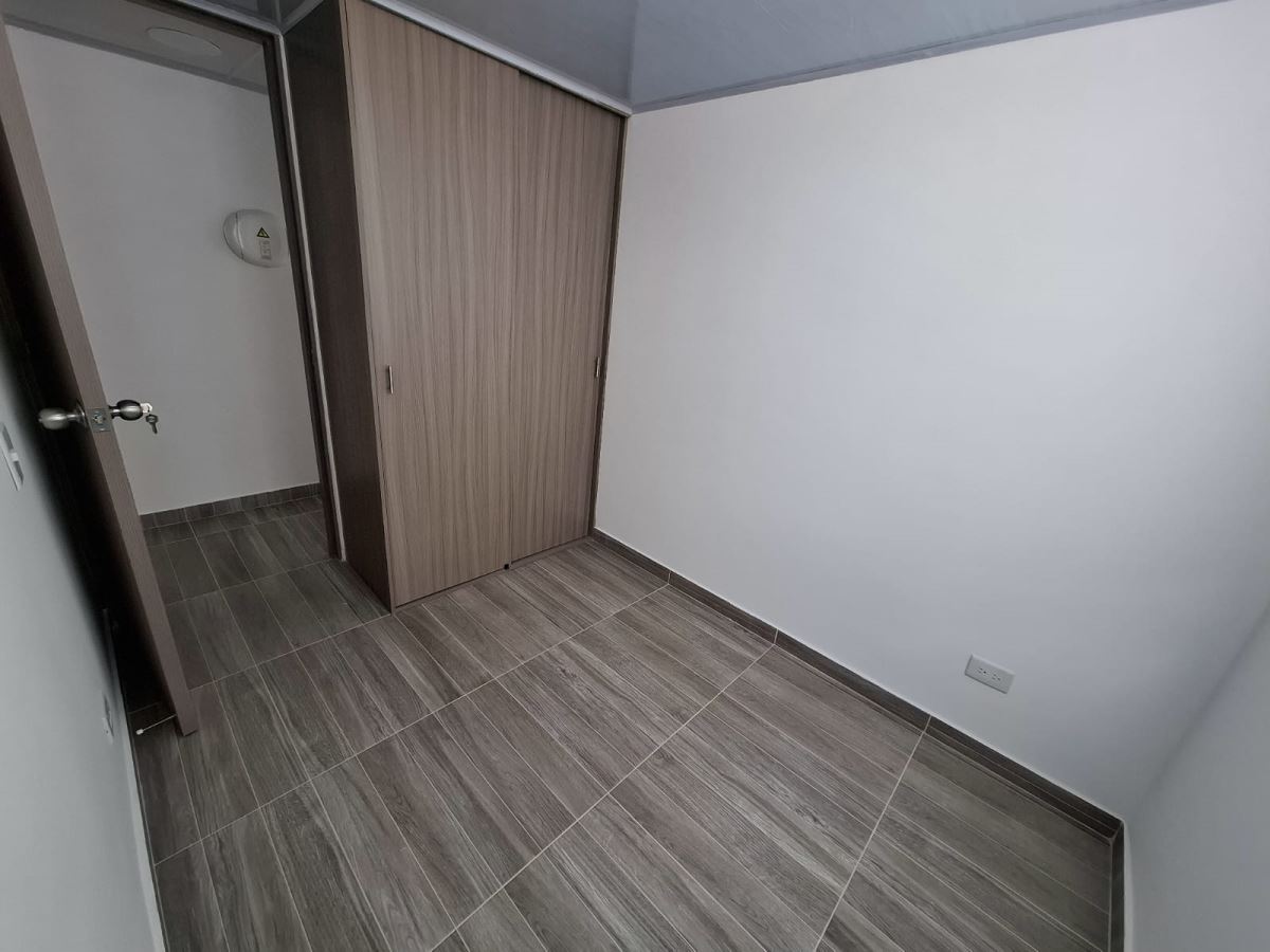 Apartamento en Arriendo - Bogota, ROMA 5194