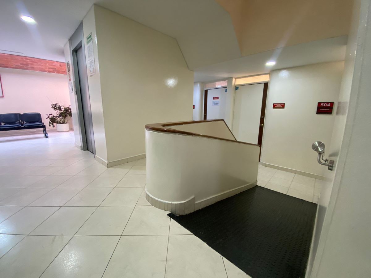 Consultorio en Arriendo - Bogota, LAGO GAITÁN 3640
