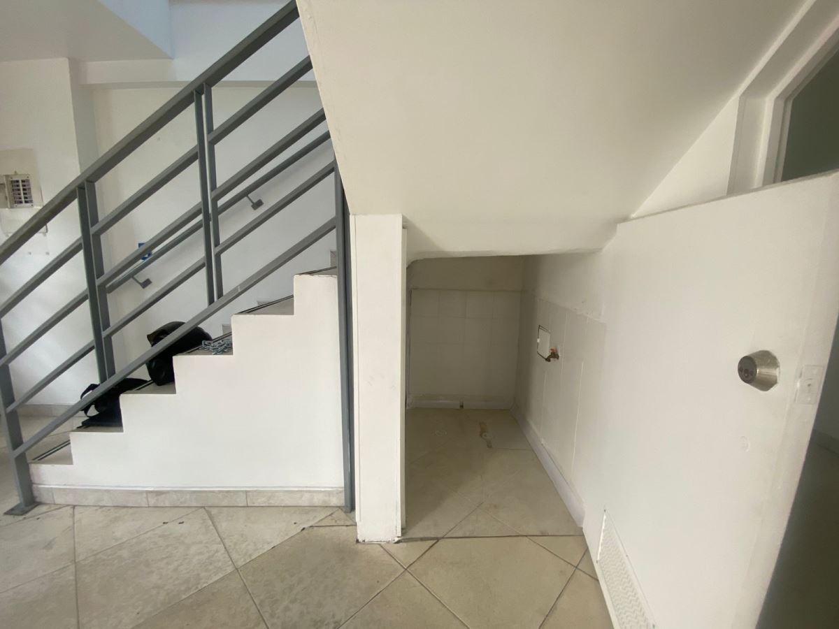 Casa en Arriendo - Bogota, POLO CLUB 4956