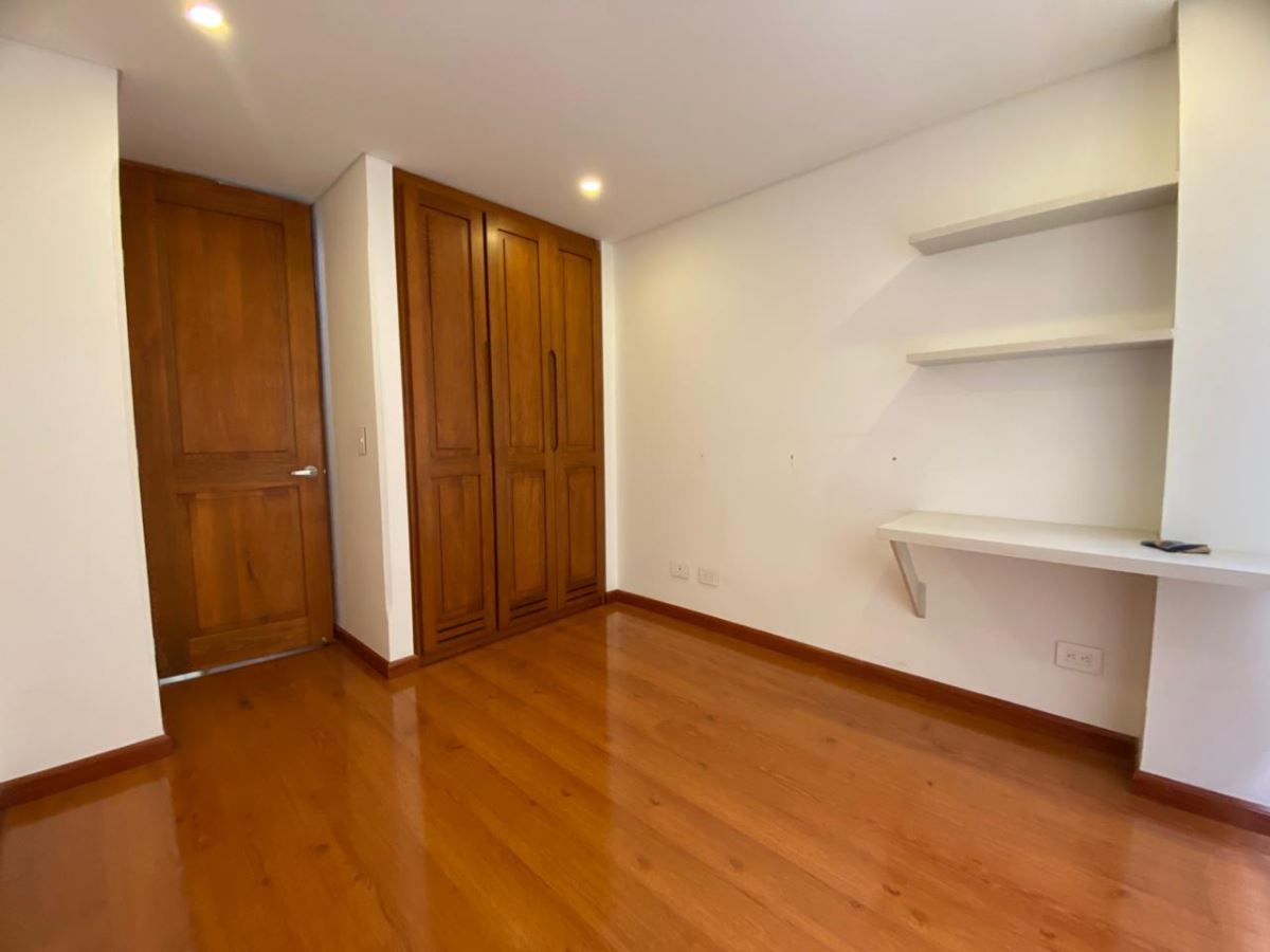 Apartamento en Arriendo - Bogota, SANTA BÁRBARA 3164