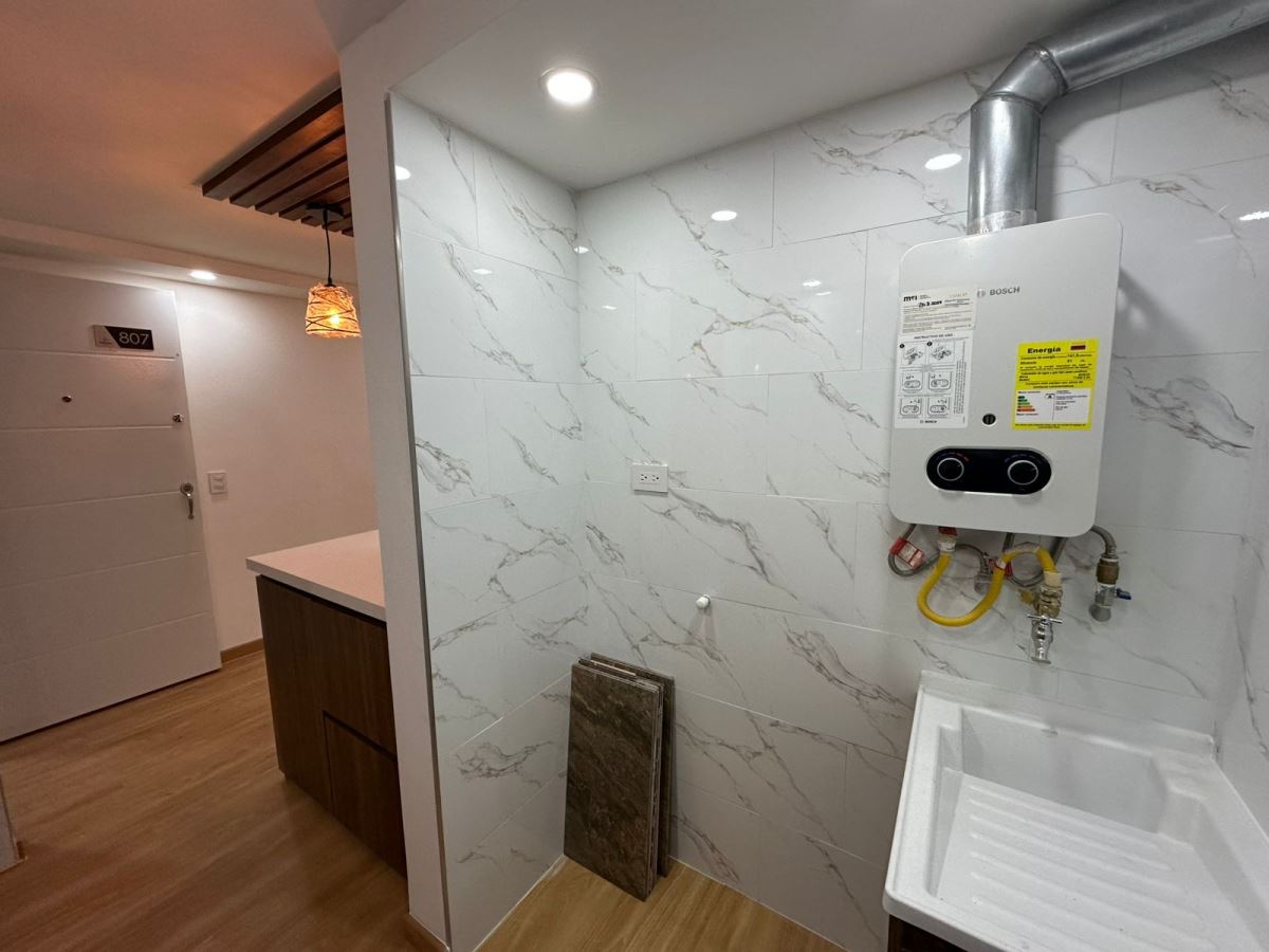Apartamento en Arriendo - Bogota, LAS BRISAS 4353