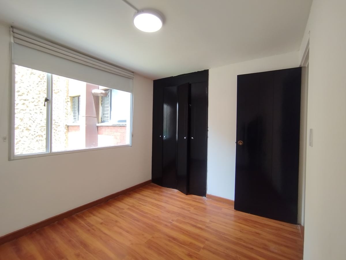 Apartamento en Arriendo - Bogota, LA COLINA CAMPESTRE 4665