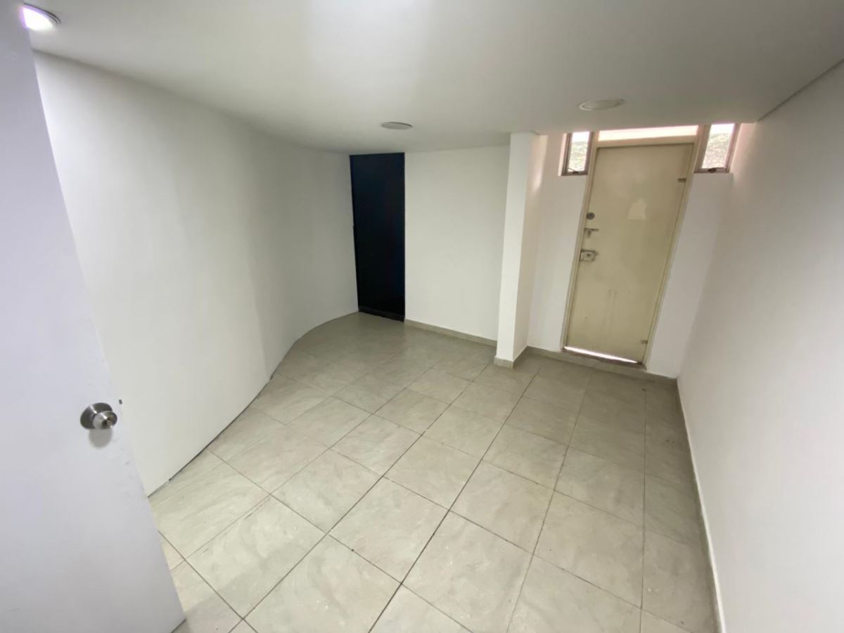 Casa en Arriendo - Bogota, LAGO GAITÁN 4446