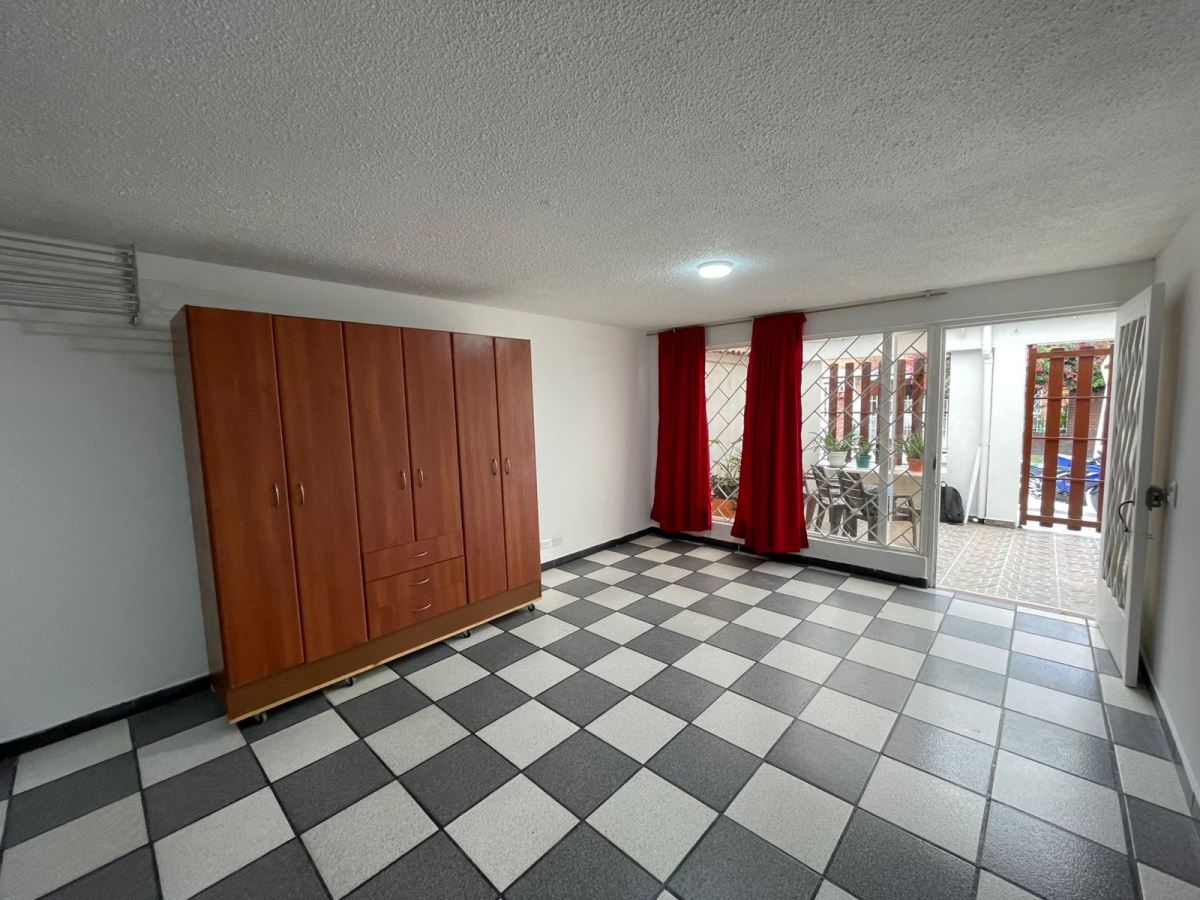 Apartamento en Arriendo - Bogota, LOS ANDES 5878