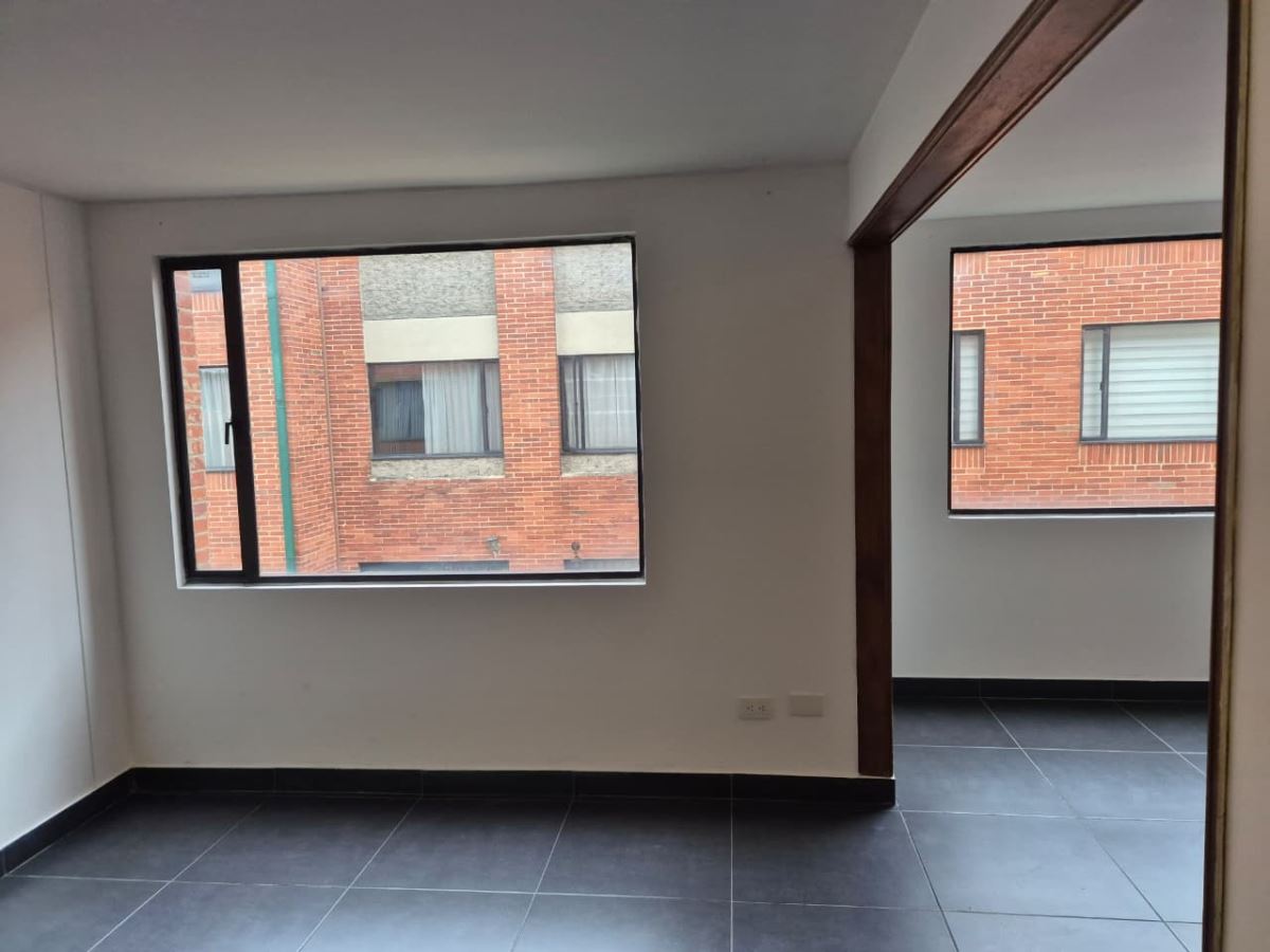 Casa en Arriendo - Bogota, CEDRITOS 5154