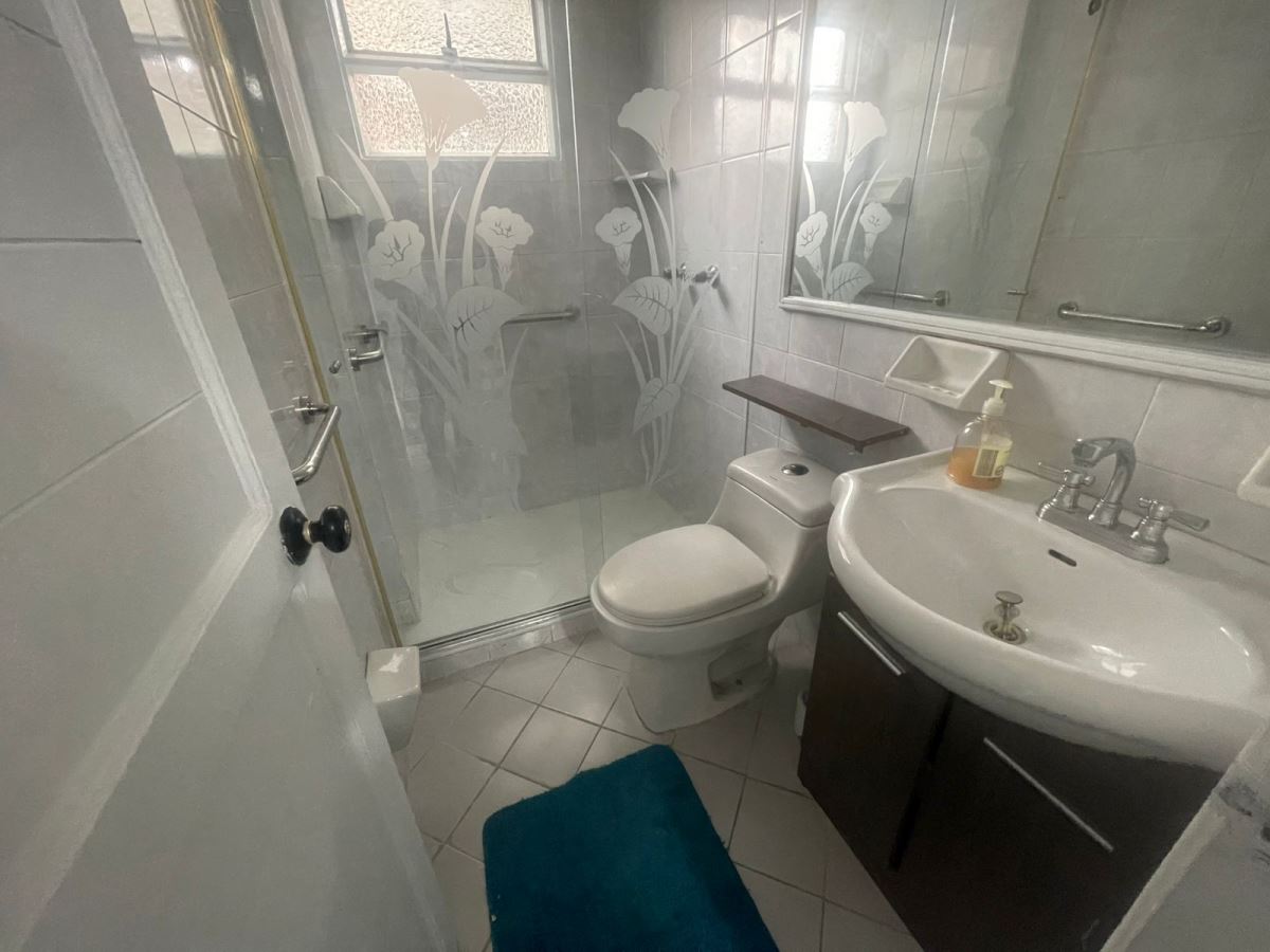 Apartamento en Arriendo - Bogota, CEDRITOS 5724