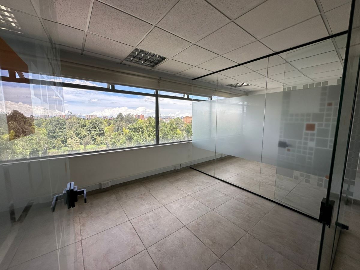 Oficina en Arriendo - Bogota, PUERTA DE TEJA 4723