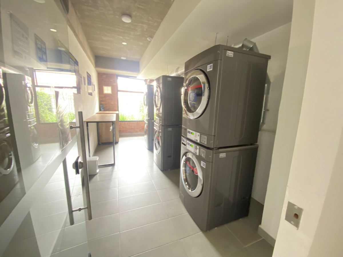 Apartamento en Arriendo - Bogota, LOS CEDROS 4342