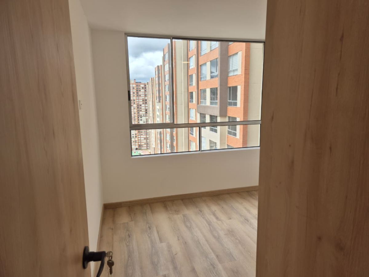 Apartamento en Arriendo - Bogota, EL REDIL 4868