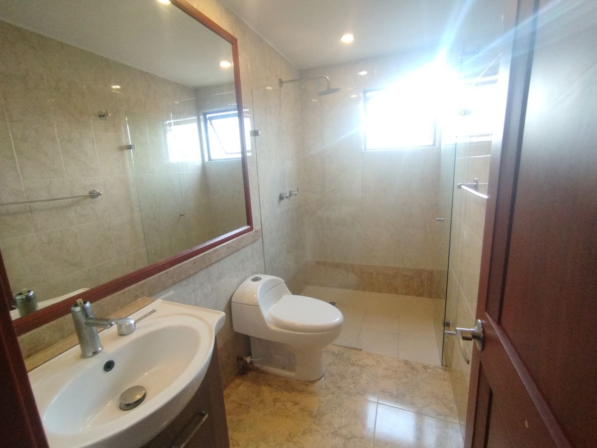 Apartamento en Arriendo - Bogota, COLINA NORTE 5966
