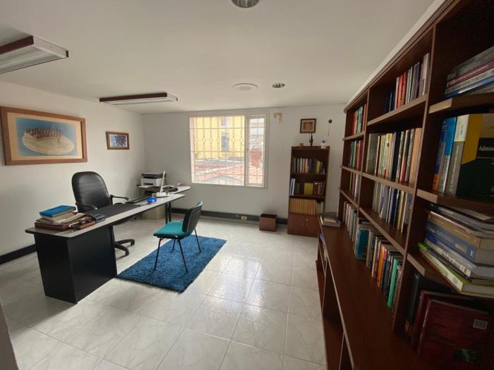 Oficina en Arriendo - Bogota, SANTA BÁRBARA CENTRAL 2557