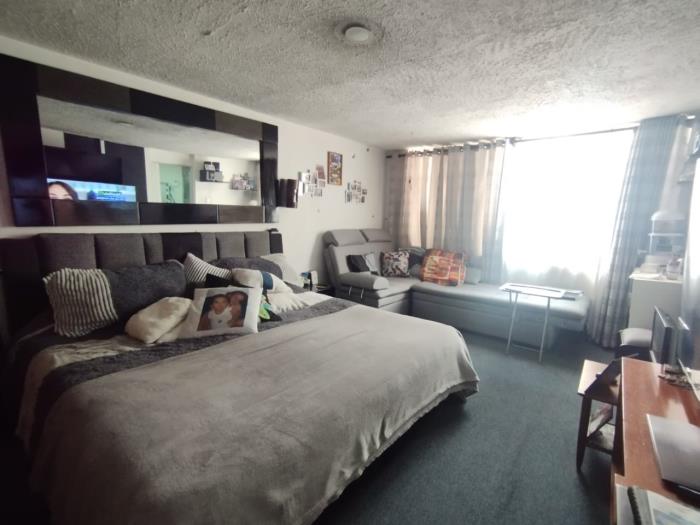 Casa en Venta - Bogota, EL RECUERDO 2174