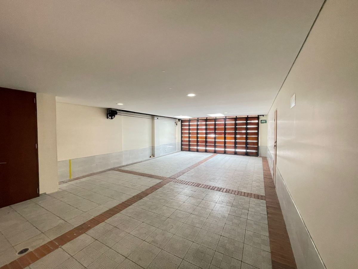 Casa en Arriendo - Bogota, ALHAMBRA 6053