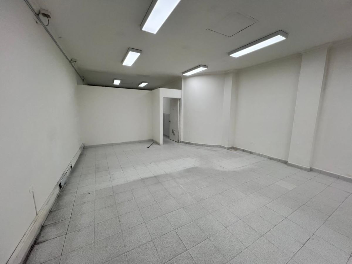 Local en Arriendo - Bogota, LAS NIEVES 5163