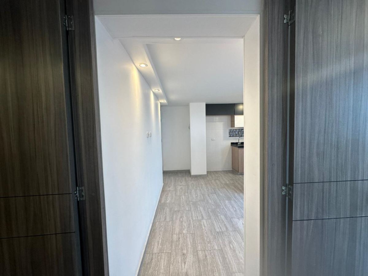 Apartamento en Arriendo - Bogota, CASTILLA 4518