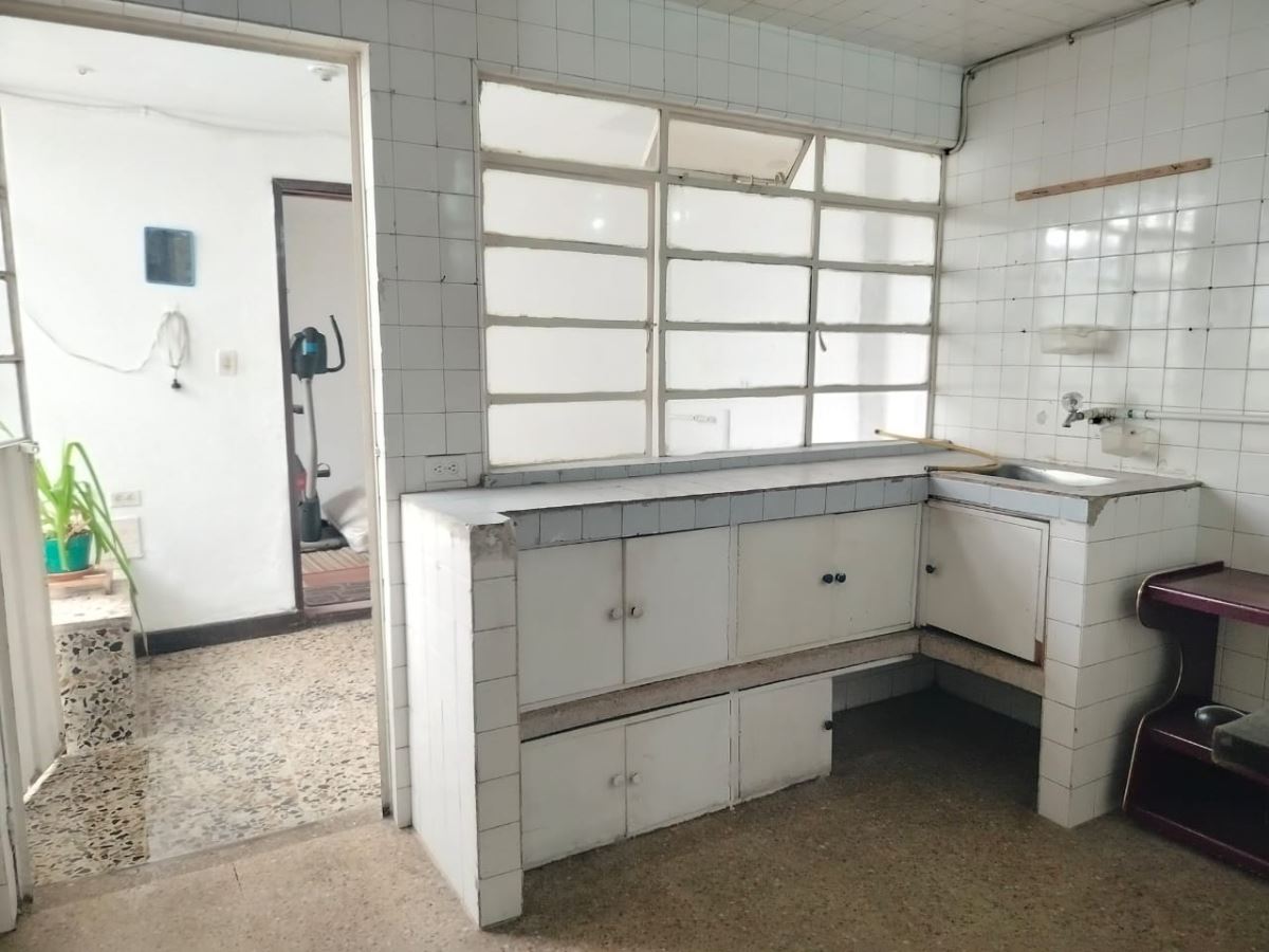 Casa en Venta - Bogota, BOSQUE POPULAR 3104
