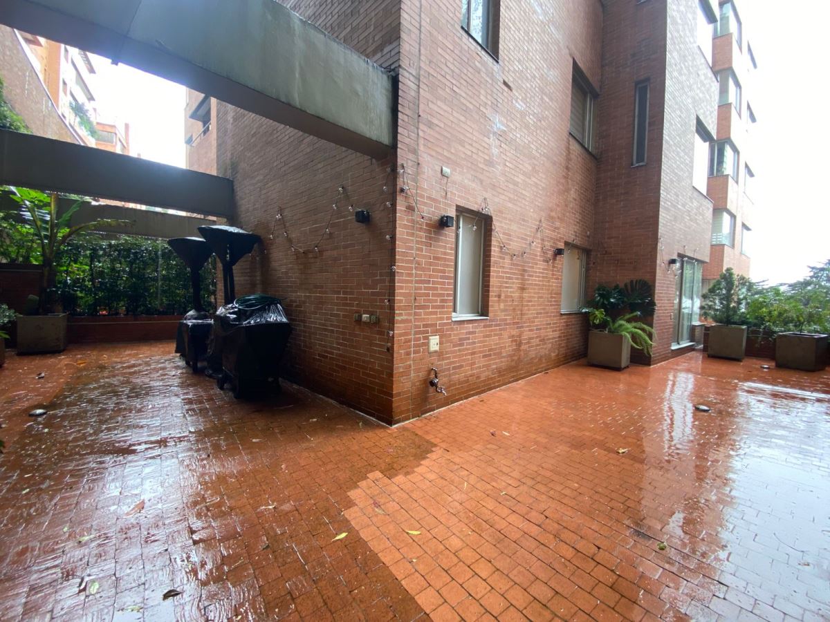 Apartamento en Arriendo - Bogota, LOS ROSALES 4363