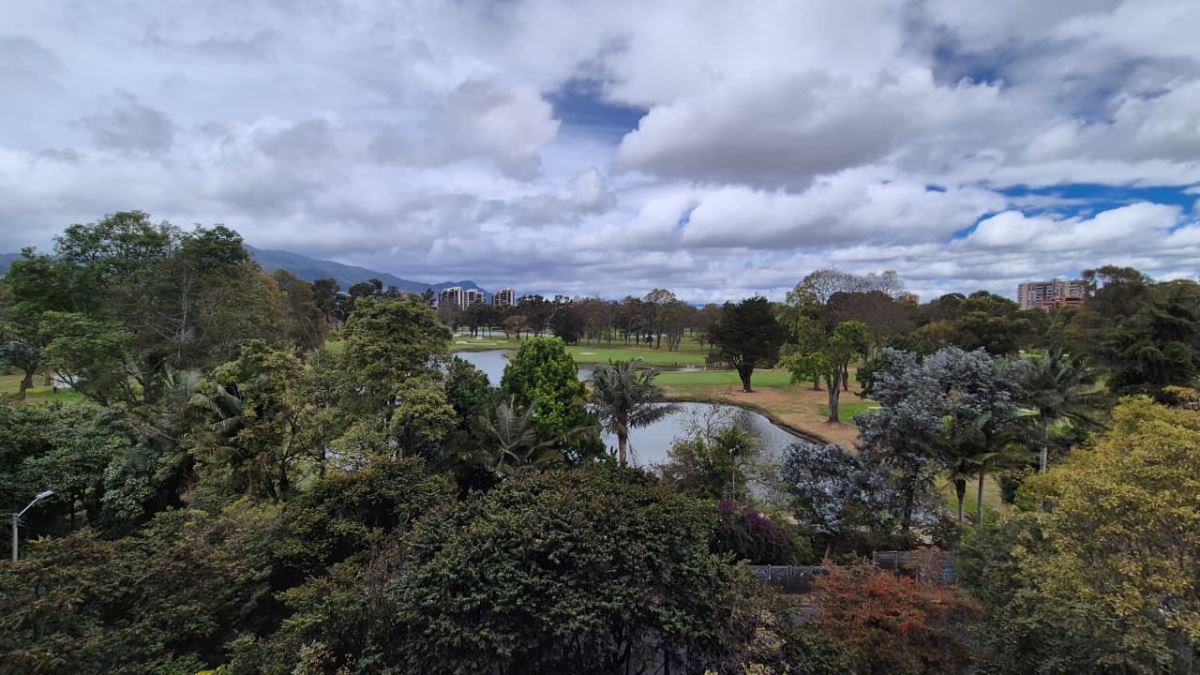 Apartamento en Arriendo - Bogota, NUEVO COUNTRY 6335