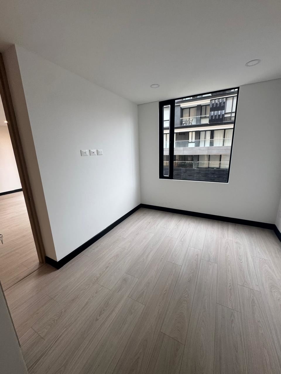 Apartamento en Arriendo - Bogota, SANTA BARBARA ORIENTAL 4673