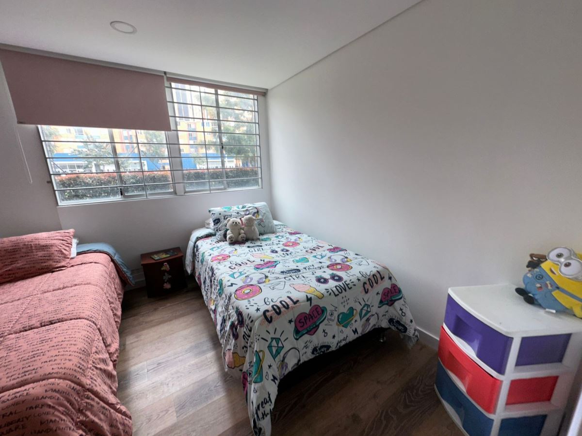 Apartamento en Arriendo - Bogota, CAPELLANÍA 4724
