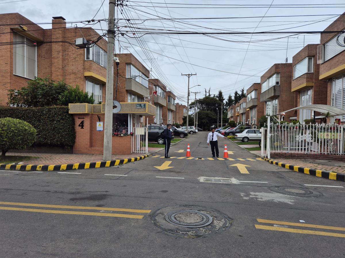 Casa en Arriendo - Bogota, BALMORAL NORTE 5295