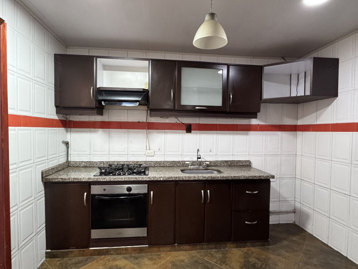 Casa en Arriendo - Bogota, SAN LUIS 1977