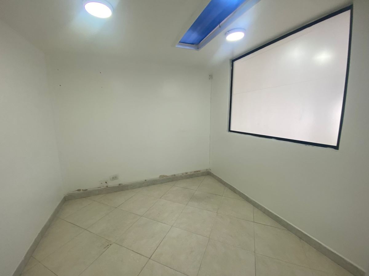 Casa en Arriendo - Bogota, POLO CLUB 4956