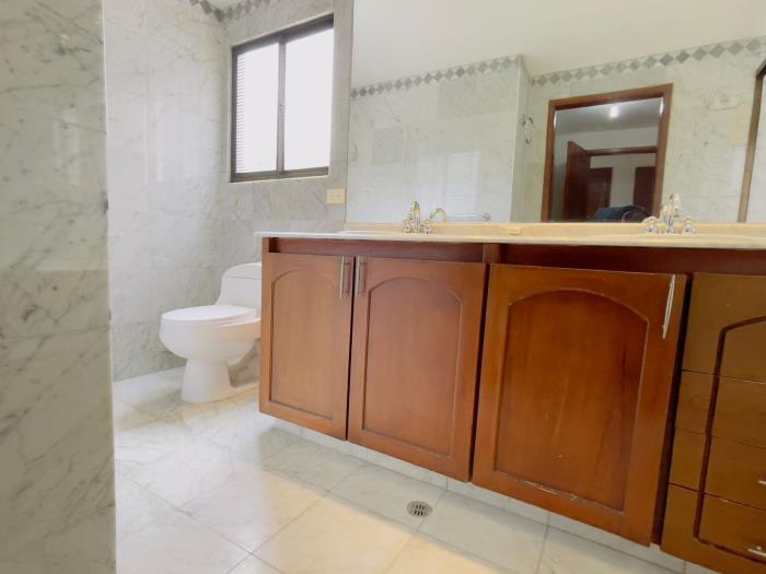 Apartamento en Venta - Bogota, EL CHICÓ 2362
