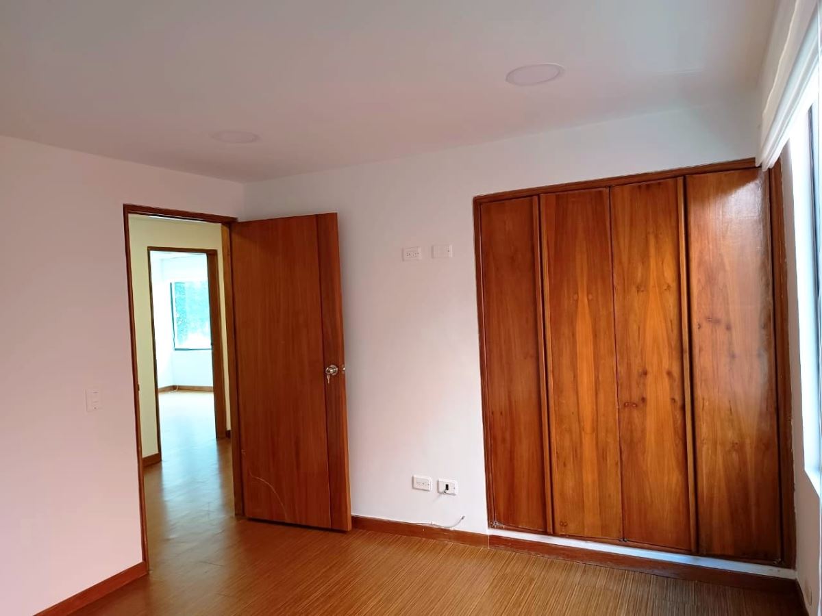 Apartamento en Arriendo - Bogota, SANTA BÁRBARA 6246