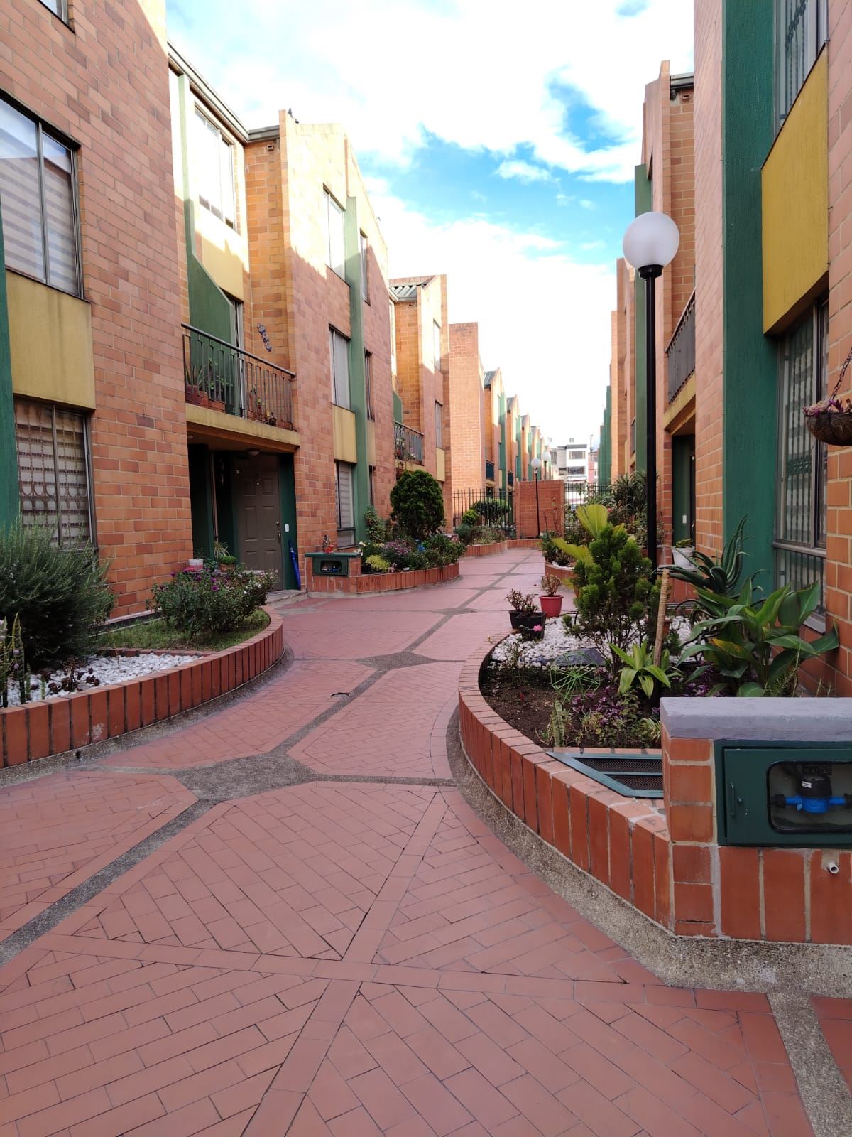 Casa en Venta - Bogota, TECHO 6172