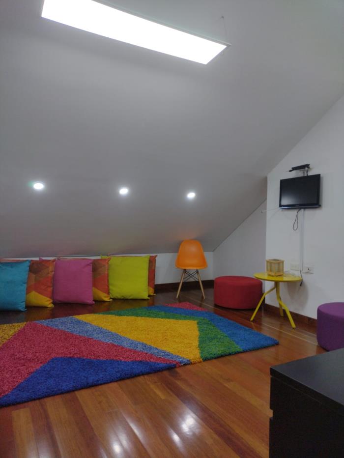Casa en Venta - Bogota, EL CONTADOR 1879