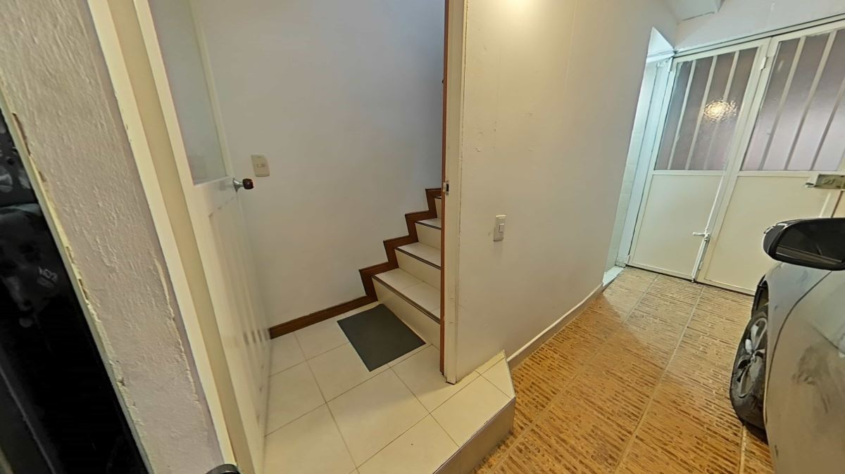 Casa en Venta - Bogota, CALATRAVA 4432
