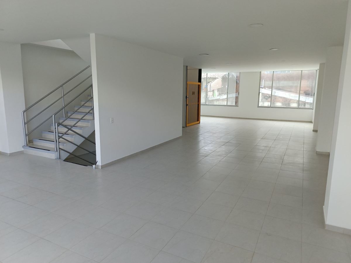 Casa en Arriendo - Bogota, PRADO VERANIEGO 6126