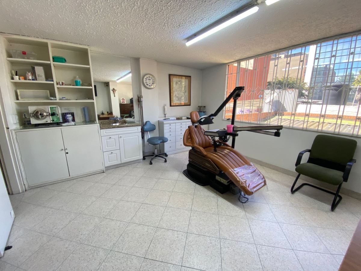 Oficina en Arriendo - Bogota, LAGO GAITÁN 5039