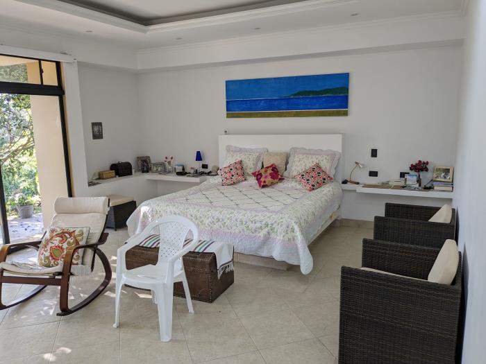 Casa en Venta - Silvania,  2267