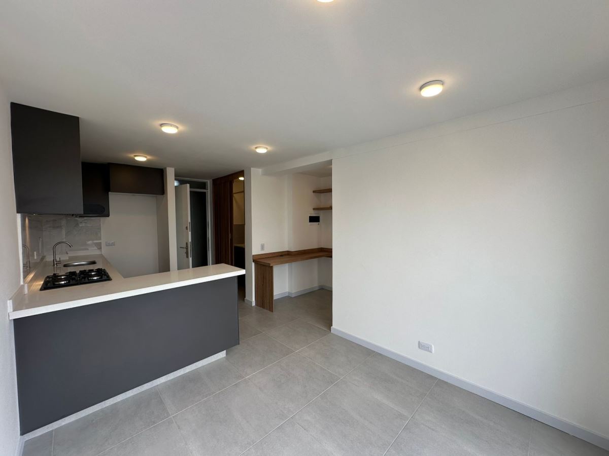 Apartamento en Arriendo - Bogota, CASTILLA 5052