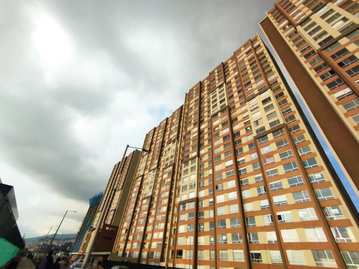 Apartamento en Arriendo - Bogota, MIRANDELA 4412
