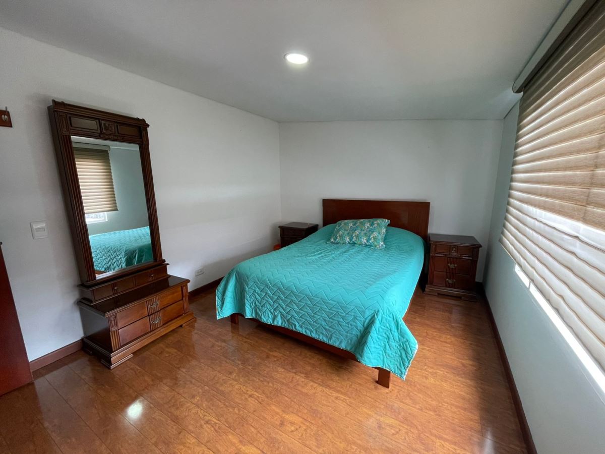 Casa en Venta - Bogota, LA ESMERALDA 5220