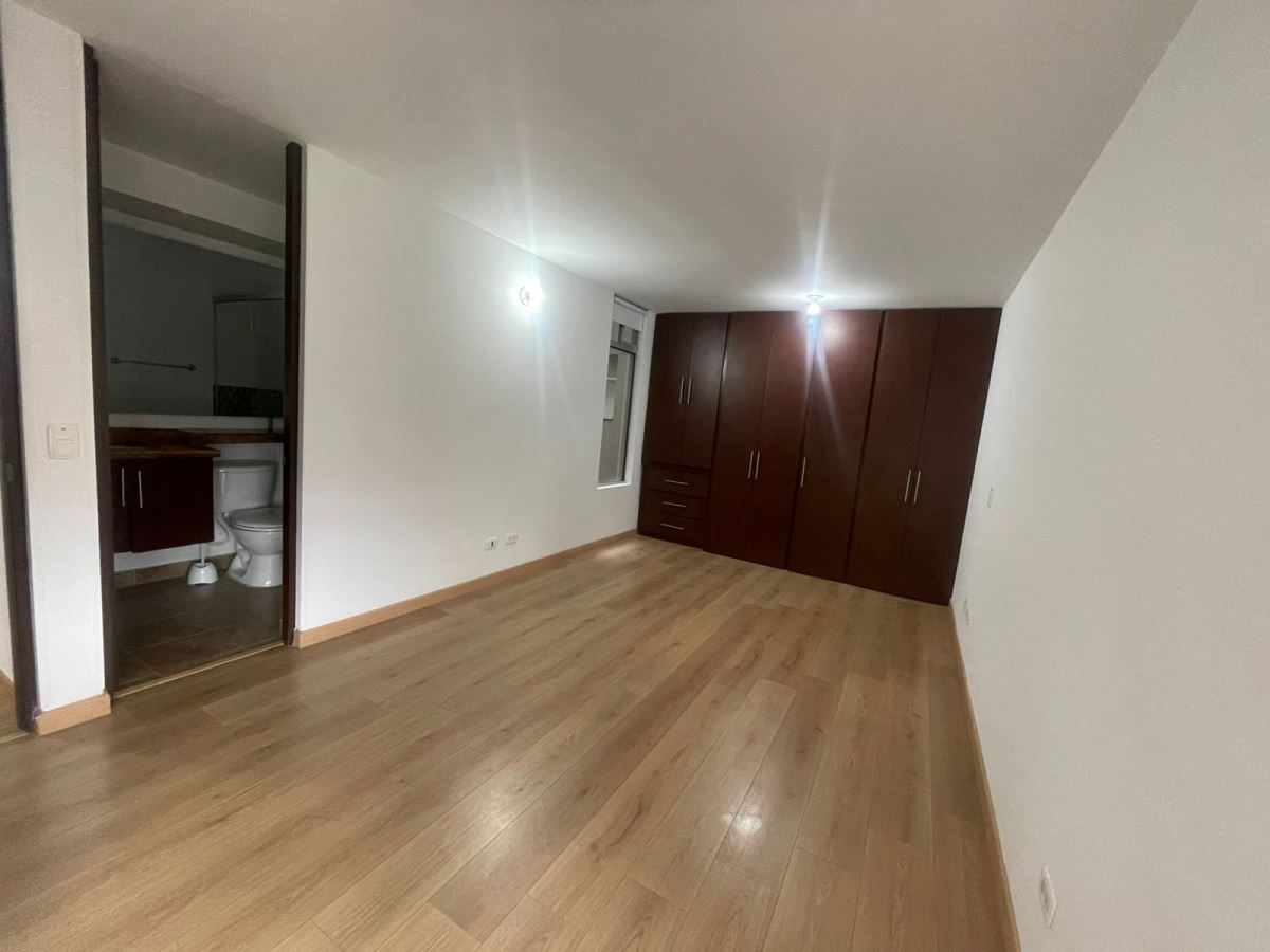 Apartamento en Arriendo - Bogota, SANTA ROSA 4309