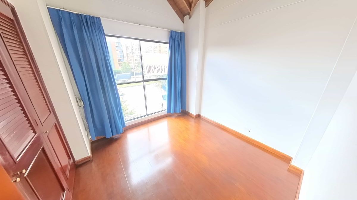 Casa en Venta - Bogota, GRATAMIRA 4075